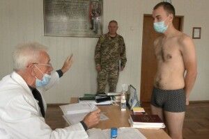 478 волинських юнаків мають піти в армію. А чи заберуть нещеплених? (Відео)