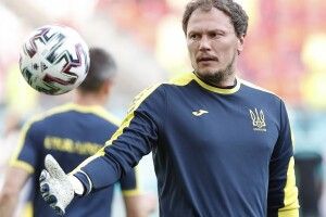 Андрій П’ятов на прощальний матч виходив на уколах (Відео)