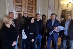«Євросолідарність» вимагає поновити повноцінну роботу Верховної Ради