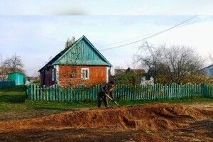 На Любешівщині селяни самі відремонтували дорогу (Відео)