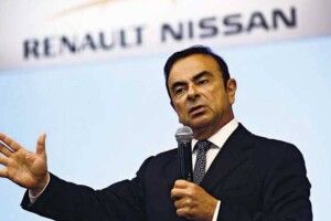 Експрезидента сховали у валізу, аби вивезти до Лівану
