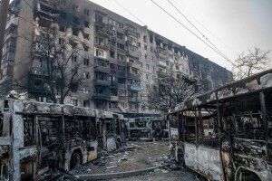 «Гарне відео важливіше за життя маріупольців»: кадирівські тіктокери влаштували бій на вже окупованій росіянами території