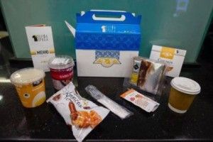 У поїздах знову починають годувати пасажирів, хоча і без вагона-ресторану