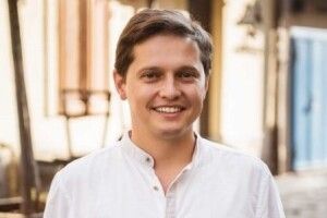 Хірург з Луцька потрапив до спецпроєкту «30 лікарів Незалежної України»