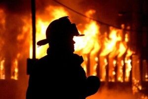 На Волині через необережне поводження з вогнем горіла господарська споруда