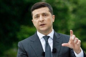 Президентський рейтинг Зеленського впав нижче 30%