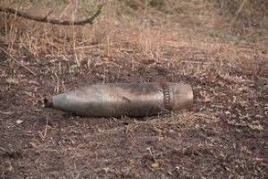 Підлітки під час купання у річці знайшли німецький артснаряд