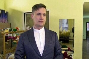 Макс Кідрук презентував нову книгу в Луцьку і зібрав 50 тисяч для ЗСУ