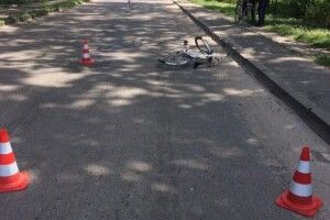 У Клевані молодик на мотоциклі збив 10-річного велосипедиста
