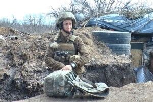 Медсестра, яка під прицільним вогнем врятувала пораненого під Шумами, - з Рівненщини