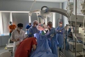 У Львові лікарі розбудили пацієнта під час видалення пухлини в мозку (Фото)