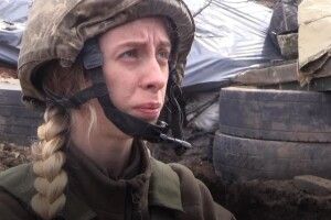24-річна лікарка-реаніматолог під Шумами витягнула пораненого прямо під кулеметним вогнем