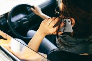 В Україні пропонують давати гроші за «донесення» про порушення ПДР 