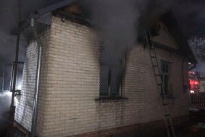 На Волині із пожежі врятували подружжя пенсіонерів