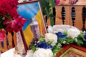 Помер від вогнепального поранення: у Мар'янівці на Волині назавжди попрощалися з захисником (Фото)