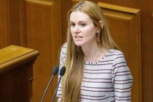 Анна Скороход: «Зарплати» в конвертах «слугам» видають заступники Арахамії» (Відео)