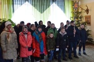 У ці святкові зимові дні зігрівали теплі колядки сонячних діток