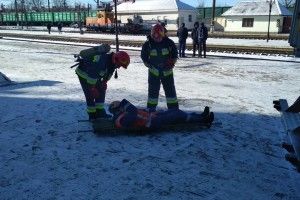 У Здолбунові гасили пожежу в багажному відділенні залізничної станції (фото)