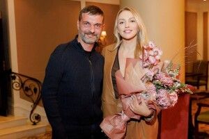 Боєць Михайло Діанов розповів, як важливо воїну обіймати рідних обома руками і передав значні кошти на протези