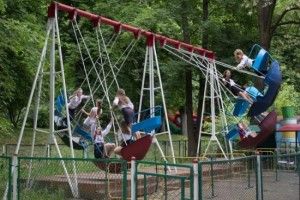 У Рівному за бюджетні кошти атракціонів не купуватимуть