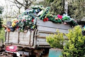 Волинське духовенство закликає не використовувати матеріали із пластмаси
