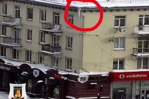 На камерах помітили багато буруль: лучан просять не ходити попід будинками (Фото)