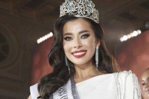 «Міс Україна Всесвіт» Анна Неплях потрапила у ДТП (Фото)