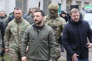 Можу побажати Путіну провести кінець життя у підвалі з відром, – Зеленський у Ягідному на Чернігівщині