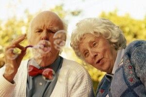 Запам'ятовування у літньому віці погіршується через пошкодження судин мозку