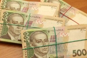 Аферисти приїхали до волинського діда за 57 000 гривень прямо в село 