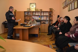 Рожищенських «просвітян» навчали давати раду червоному півню (фото)