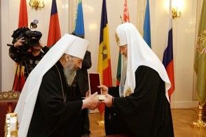 І Онуфрій не поїхав до Кирила, і Кремль не дуже ним задоволений