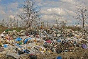 Напередодні Нового року жителю Горохівщини подарували... сміття