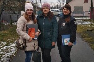 У Локачах – спільний рейд поліції й соціальних служб