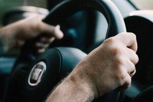 П'яний горохівчанин влетів у дерево 