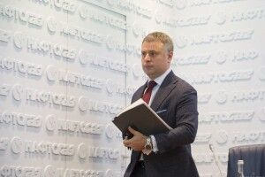 Виконувач обов'язків міністра енергетики Юрій Вітренко написав заяву про звільнення
