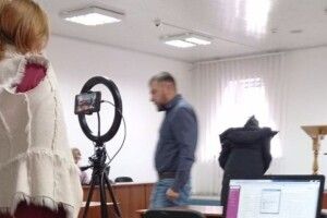 На Рівненщині посадовці міськради вирішили засекретити свою роботу