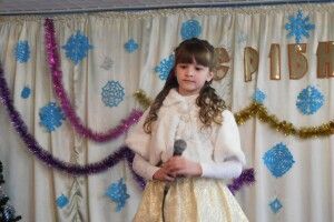 У Горохові на фестивалі «Срібні дзвіночки» вшанували жертв збитого Іраном українського «Боїнга»