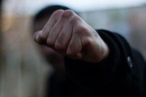 Ногою в голову: волинянин біля сільського магазину побив знайомого