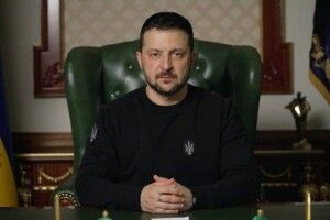 Зеленський провів півторагодинну телефонну розмову з Макроном