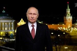 Вчора в YouTube раніше часу опублікували відео з новорічним привітанням Путіна (Відео)