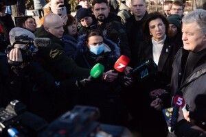 Я буду боротися за різке збільшення фінансування армії – Порошенко