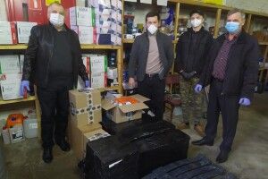 Волинським «швидким» благодійники допомогли запчастинами та бензином