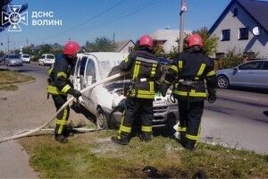 На Волині несправна електропроводка спричинила пожежу автомобіля