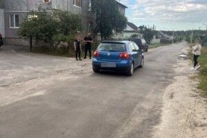 На Рівненщині під колеса авто потрапило мале хлопченя