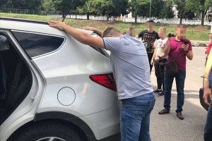Яке покарання чекає на волинського чиновника за хабар у 4 тисячі доларів?