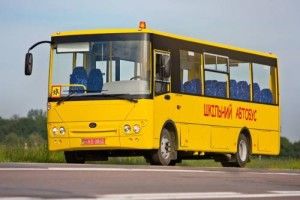 Шкільні автобуси — у складчину