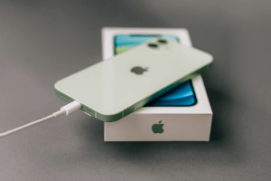 Який колір iPhone 11 pro обрати?