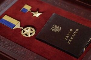 11 українців отримали звання Героя України, серед них – Малюк та Мадяр