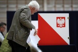 Вибори в Польщі: треба прийняти цей вибір сусідів
